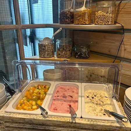 Hotel Zur Post Gumpoldskirchen Eksteriør billede